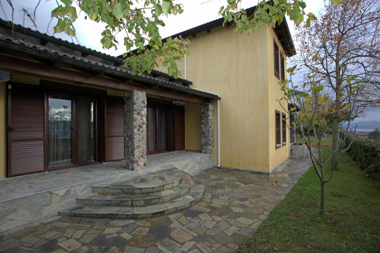 Wood And Stone Villa อิโออันนินา ภายนอก รูปภาพ